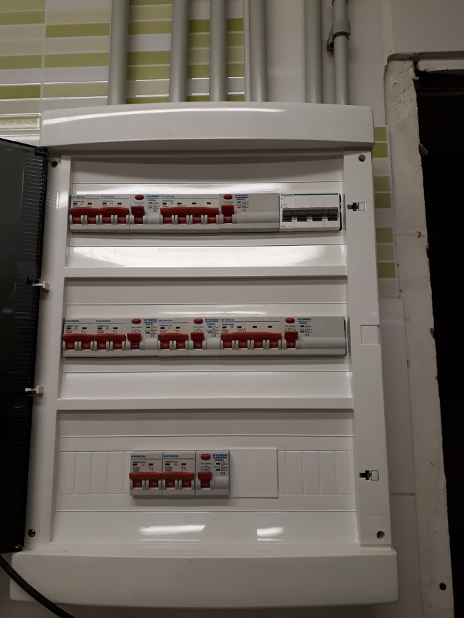 CUADRO DISTRIBUCIÓN INSTA ELECTRICA