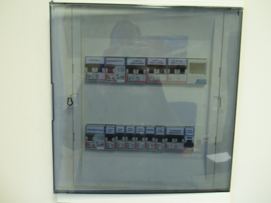 cuadro eléctrico de servicios comunitarios