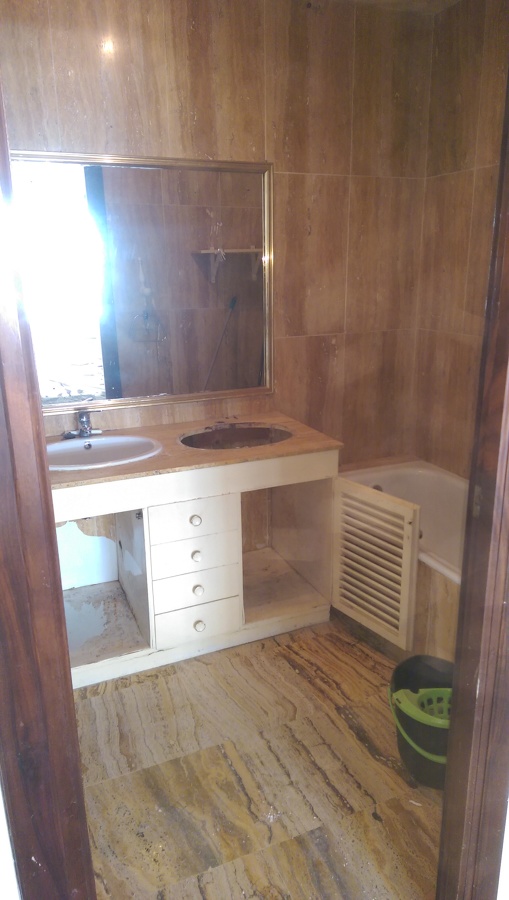 Cuarto de baño antes e reformar