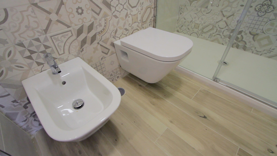 CUARTO DE BAÑO HABITACIÓN