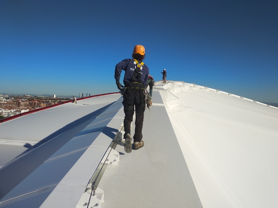 CUBIERTA TEXTIL WANDA METROPOLITANO