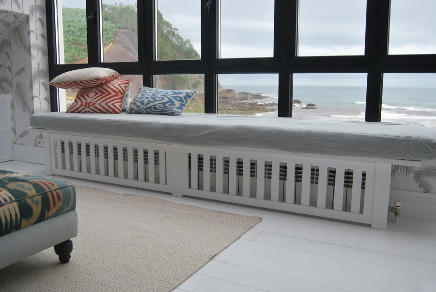 CUBRERADIADOR y BANCO  ATICO