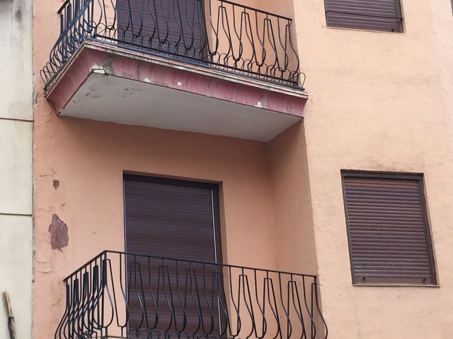 Daños superficiales y de revestimiento.