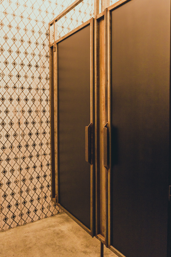 Decoración de bar de copas MALABARES