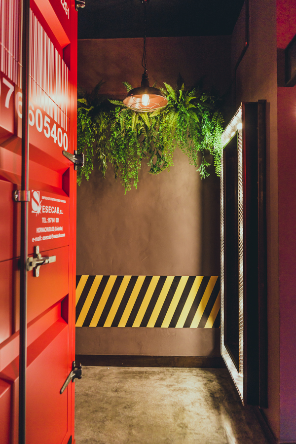 Decoración de bar de copas MALABARES