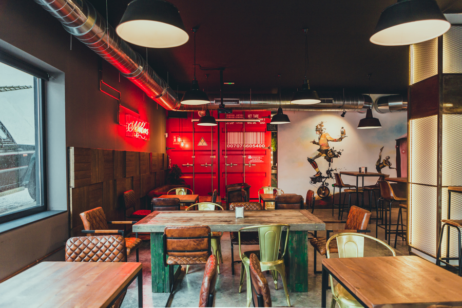 Decoración de bar de copas MALABARES