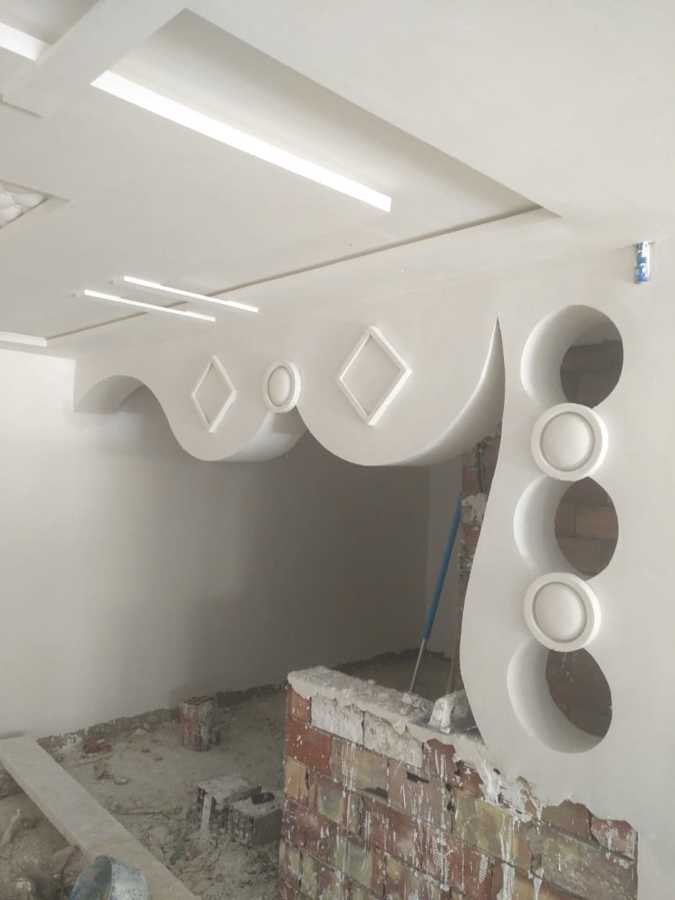 Decoración de yeso con escayola