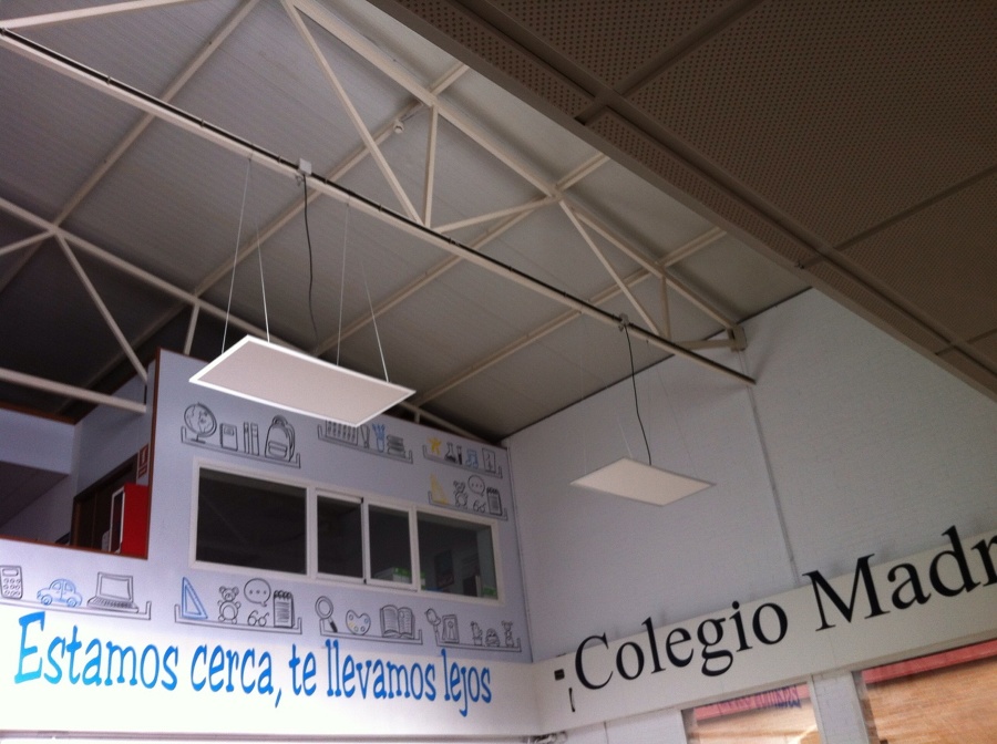 Decoración Hall Colegio Madrigal