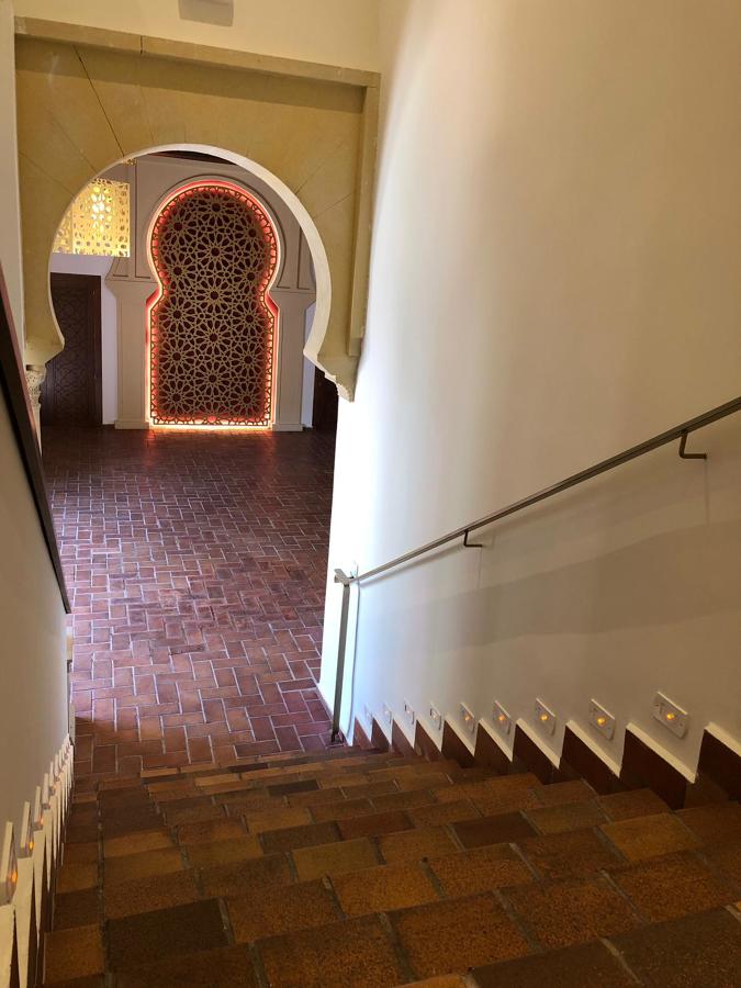 DECORACIÓN PARED E ILUMINACIÓN