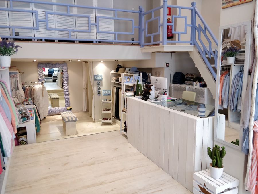 Decoración y diseño tienda ropa Ibiza