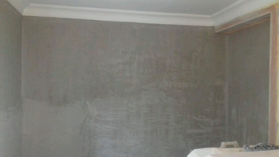 Dejando que la perlita seque antes del pintado