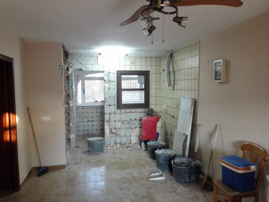 demolicion alicatado cocina