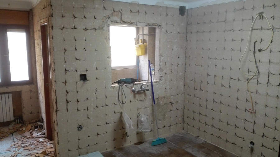 demolición azulejos