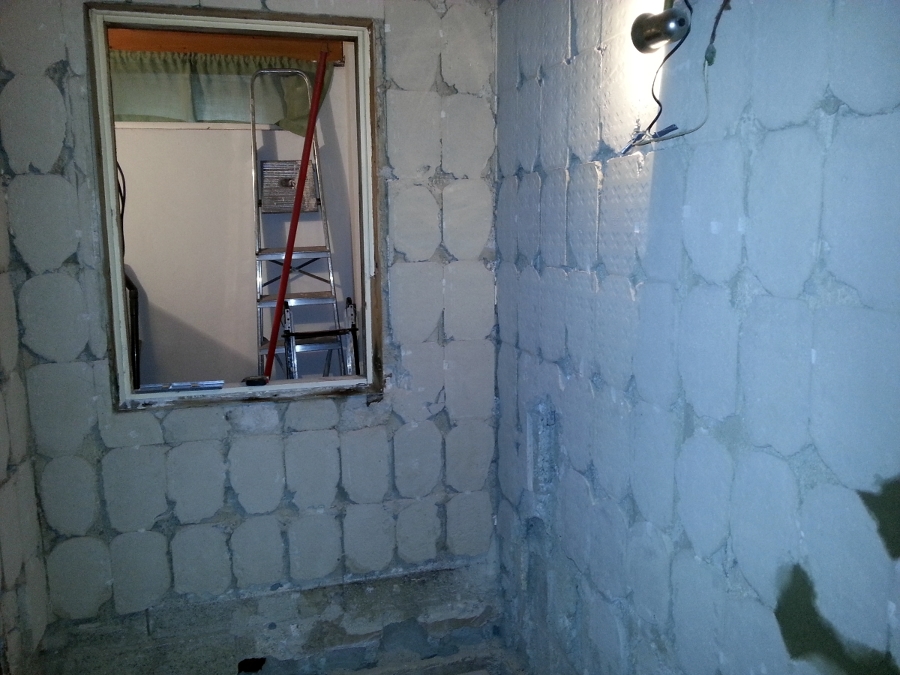 Demolición de azulejo antiguo