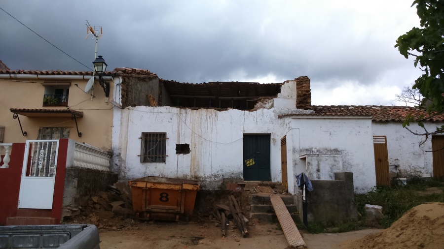 DEMOLICION DE BUARDILLA