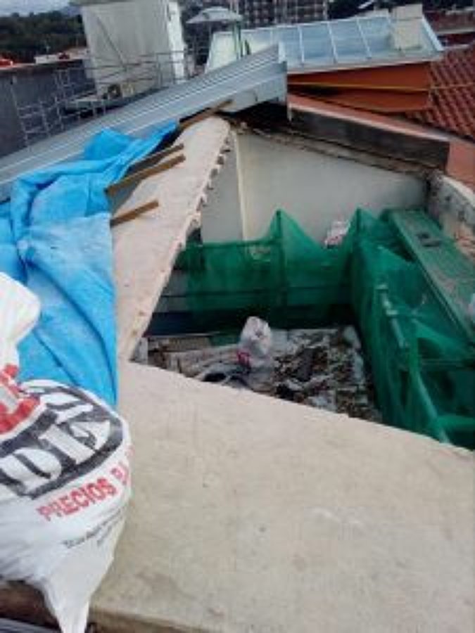 demolición de la estructura de hormigón armado