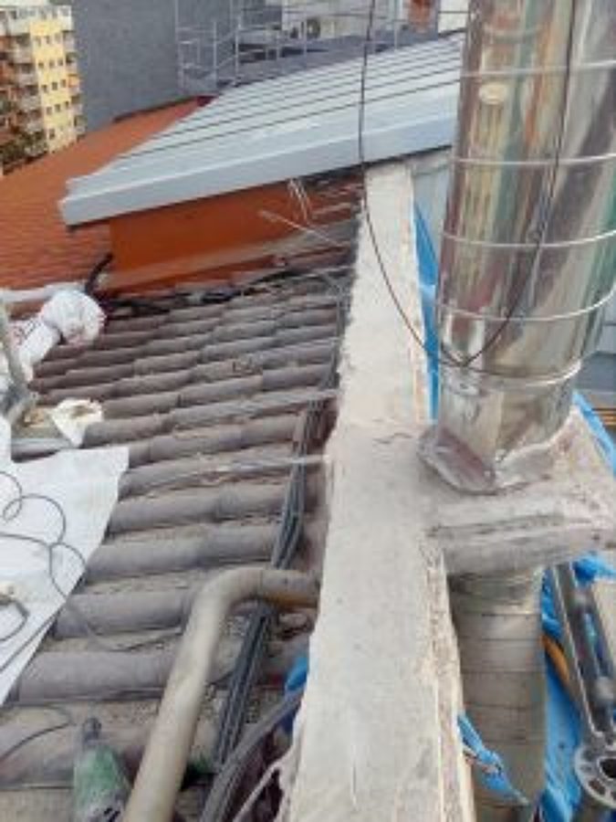 demolición del hormigón armado de los tragaluces