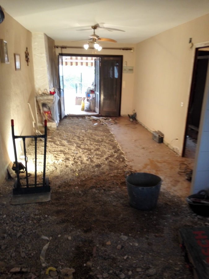 demolicion suelo anterior ---------