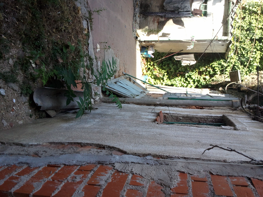 DEMOLICIÓN VIVIENDAS RUINA INMINENTE CON ORDEN DE DERRIBO