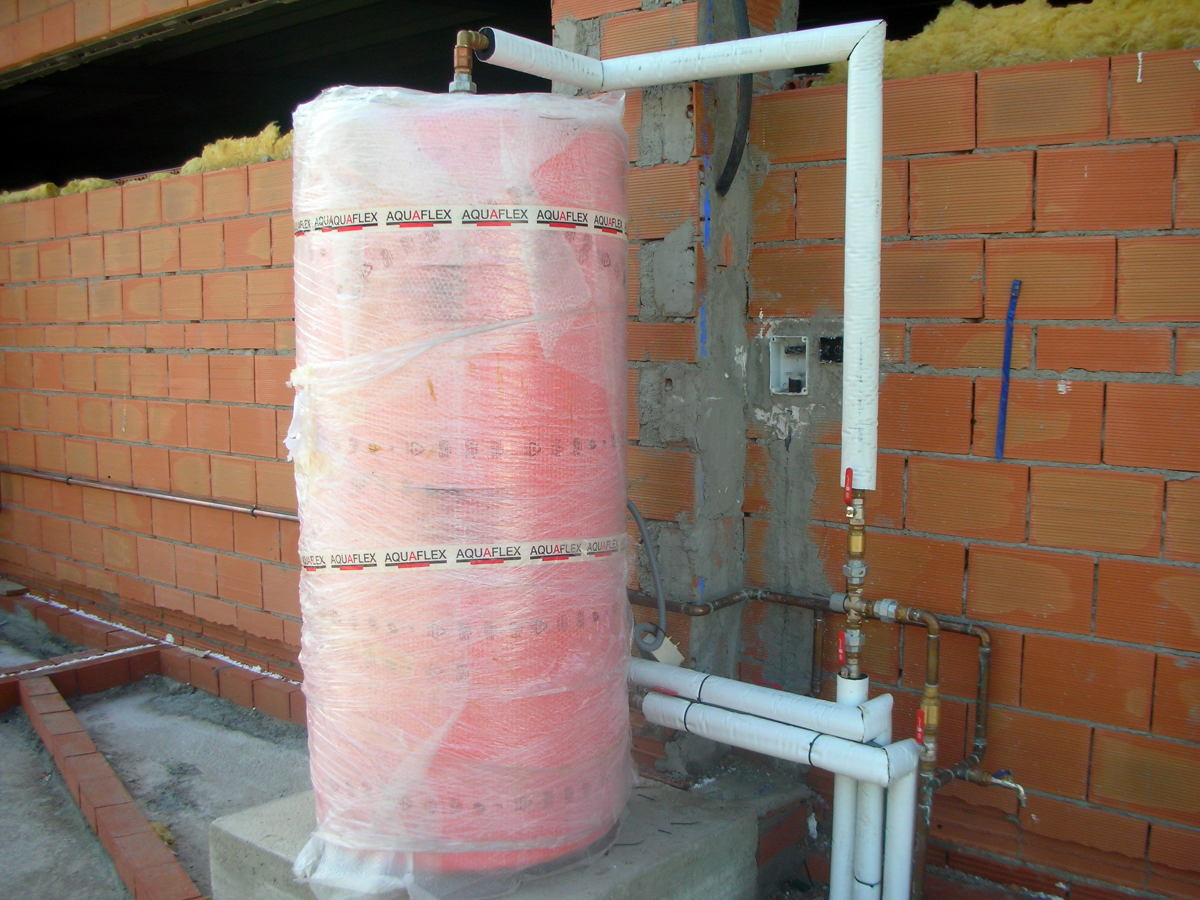 Depósito Agua Caliente