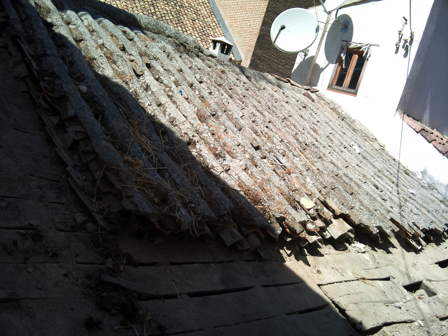 Desmontado de tejado empalomado