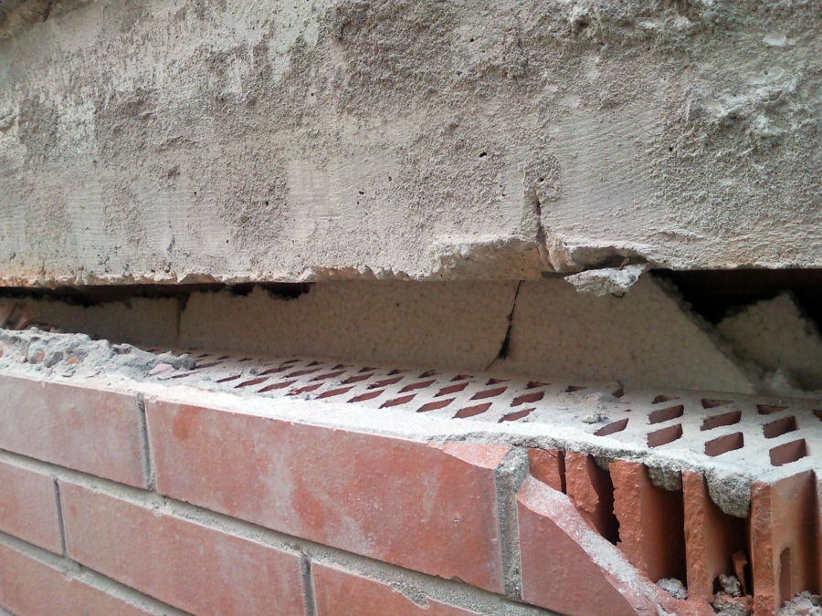 Desplome de pared medianera