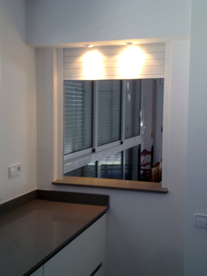 despues pasa platos (ventana)