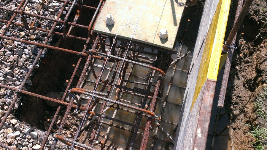 Detalle de armado de zapata y alineación de placa base