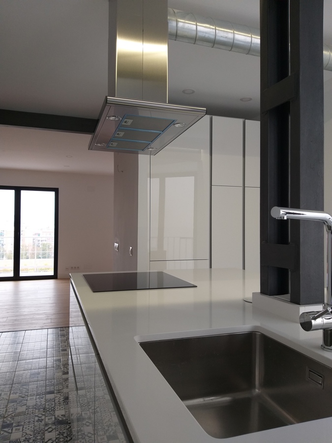 Detalle de cocina y salón