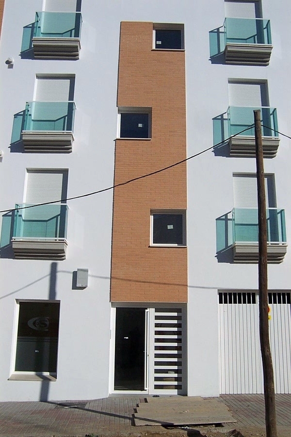 DETALLE DE FACHADA OESTE