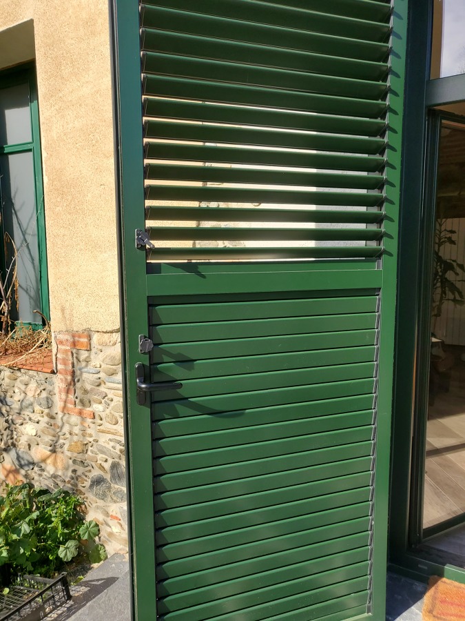 Detalle de la celosía del salón