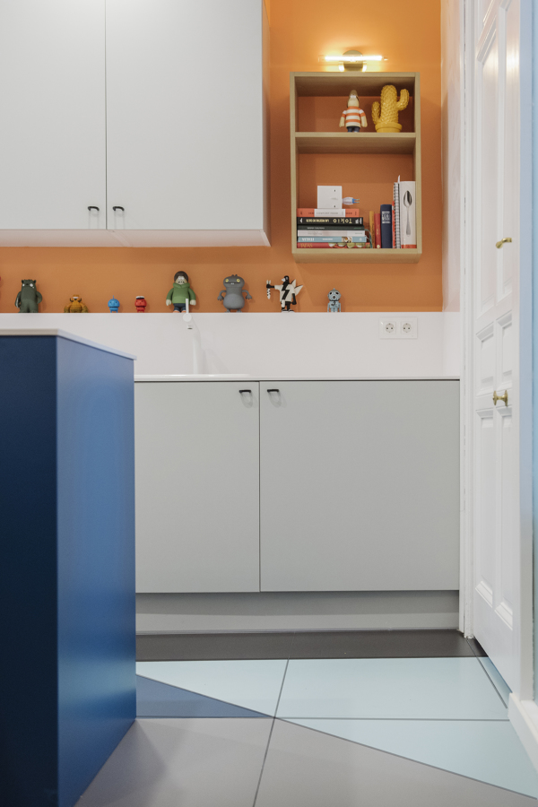 Detalle de la cocina con el suelo