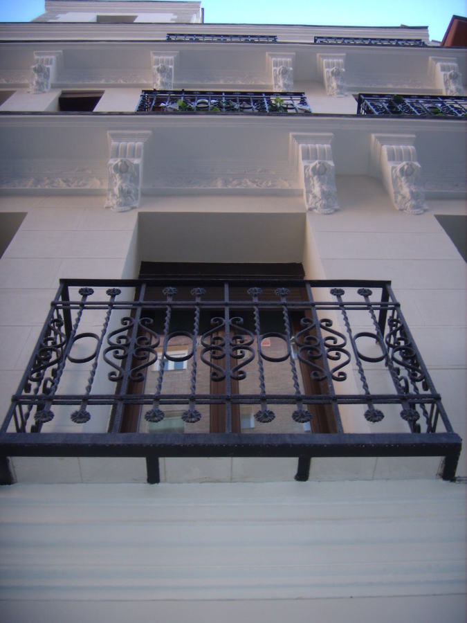 Detalle de la fachada restaurada