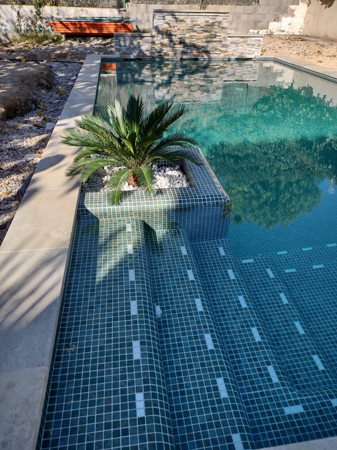Detalle de la jardinera interior.