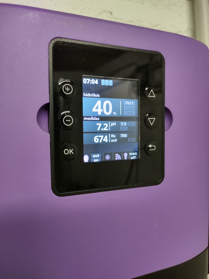 Detalle de la pantalla del sistema UV Scenic.