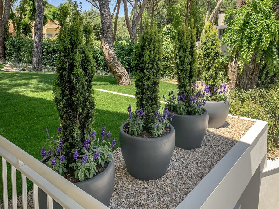 Detalle de maceteros