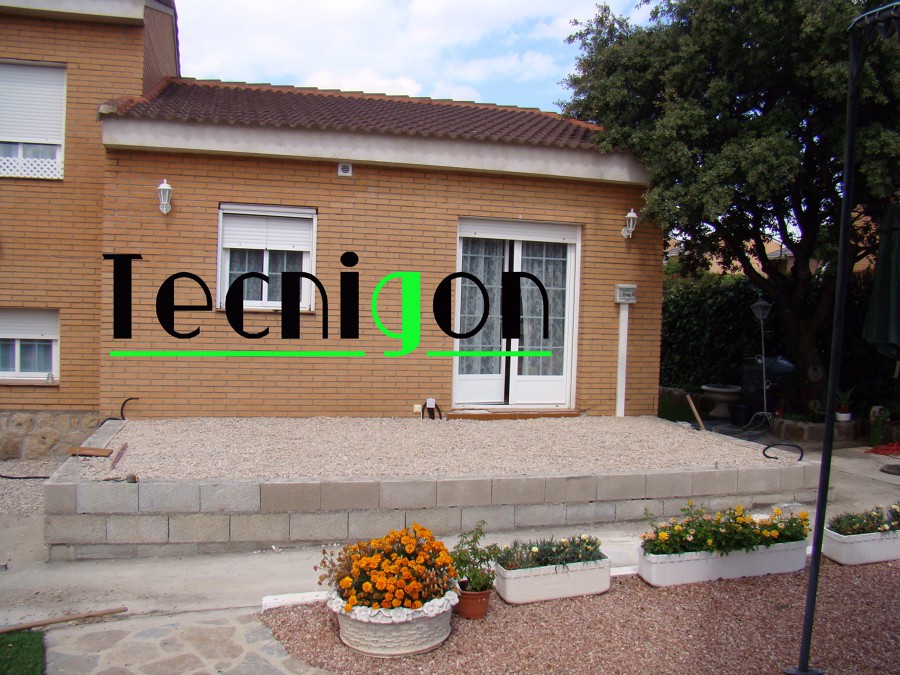 Detalle de terraza en ejecución