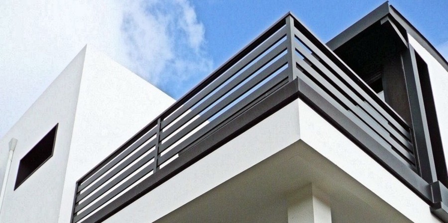 Detalle del balcón de fachada