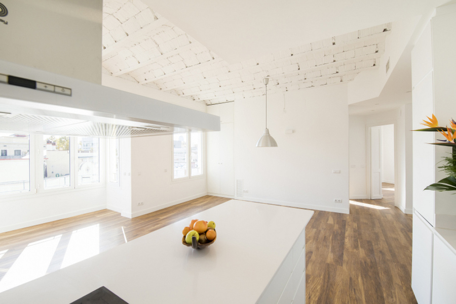 detalle del salón desde la cocina