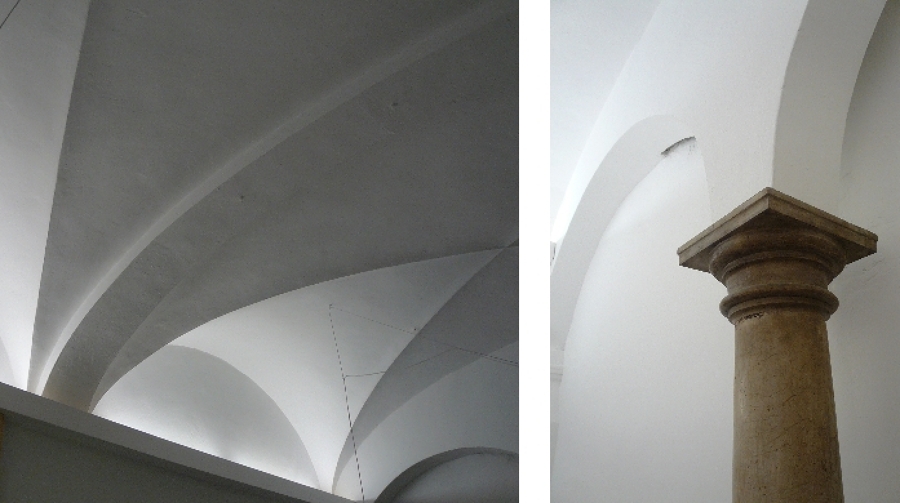 Detalle del Techo abovedado y columna de piedra.