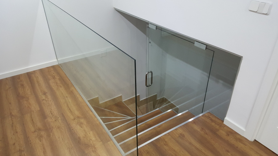 Detalle divisiones de cristal