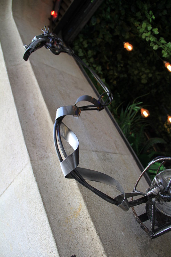 Detalle escultura "Flamingo"