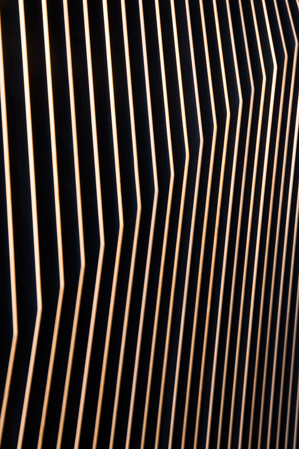 Detalle expositor vinos