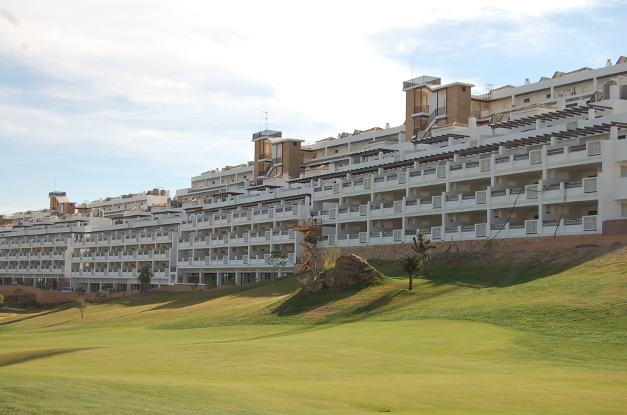 DETALLE FACHADA CAMPO DE GOLF