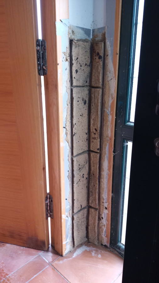 Detalle hormigón impreso vertical