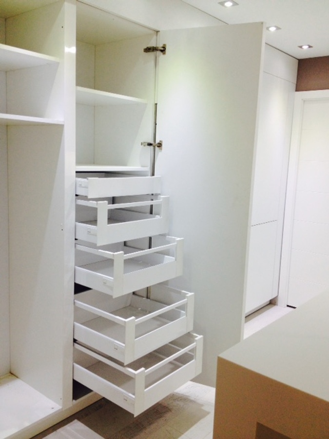 Detalle interior despensero