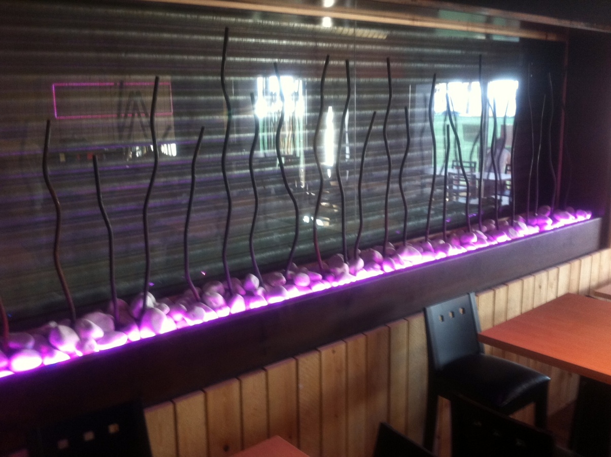 detalle-leds-lateral-sala-restaurante