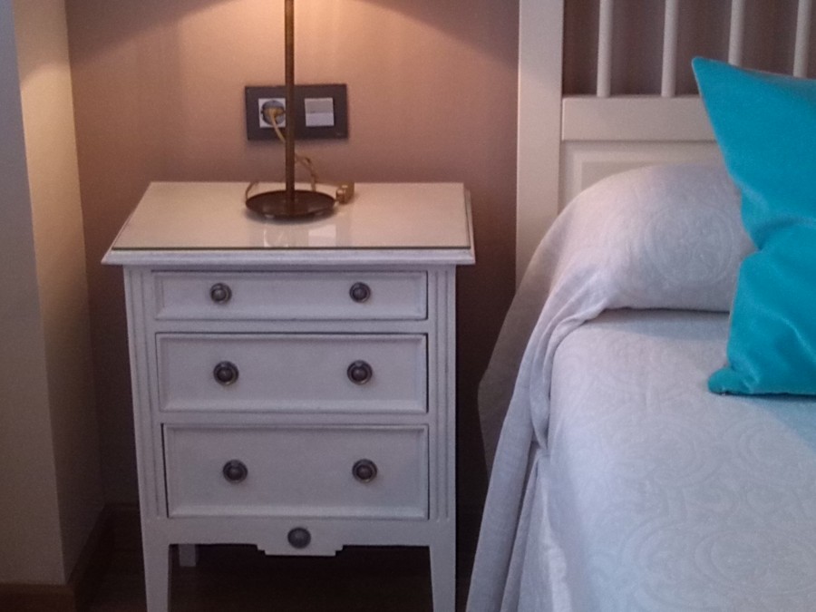 Detalle mesa francesa reciclada