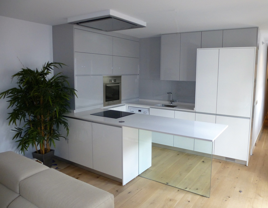 Detalle pata de cristal península