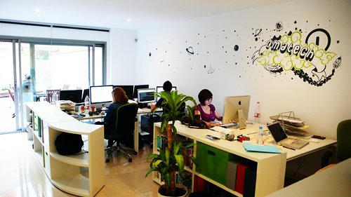 DISEÑO OFICINAS OMATECH EN BARCELONA